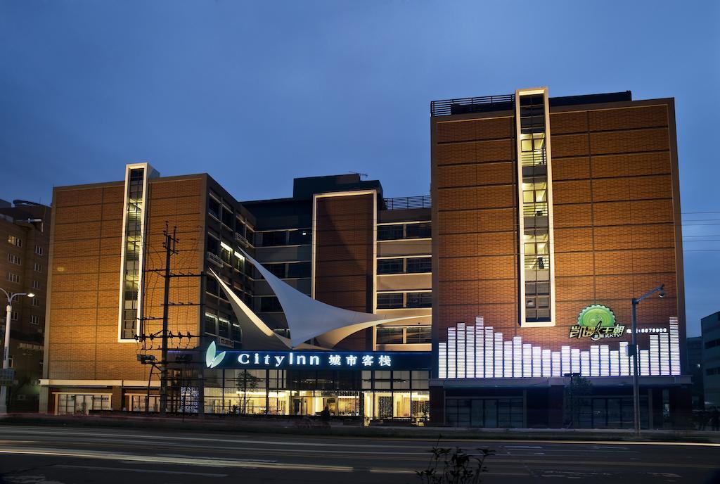 Joy Inn Gongbei Джухай Екстериор снимка